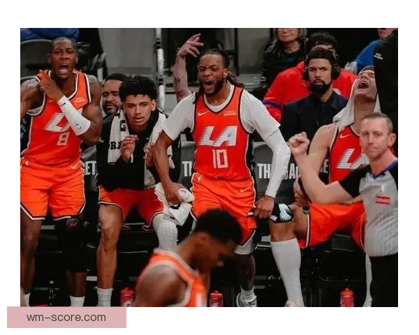 快船大胜猛龙小卡27分带队连胜49场20+ 马瑟林23分加兰24分高光表现